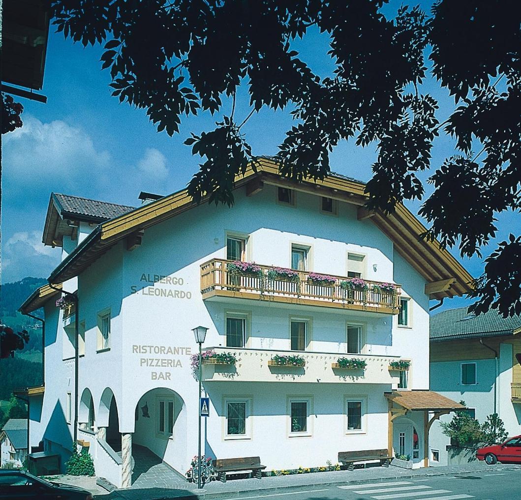 Hotel San Leonardo Badia  Exterior photo